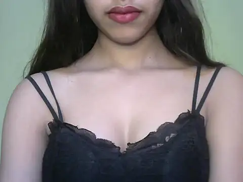 Ritu9 online show from November 2025 12:40:01 PM