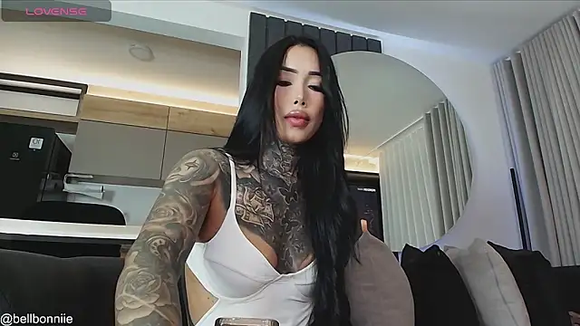 belllbonniie online show from August 2026 11:58:01 PM