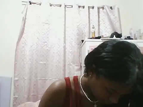 Gema shiny online show from November 2025 04:45:02 AM