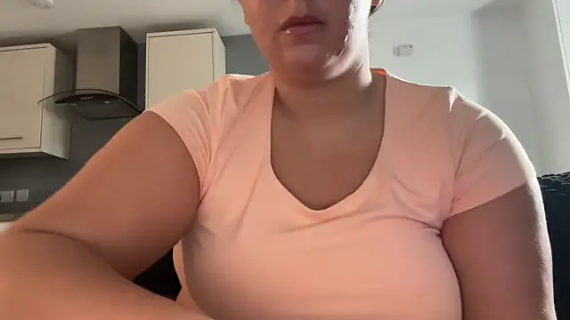 Lulumayxx online show from May 2026 12:12:02 PM