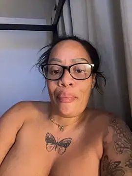 Snapshot of sugarsweetie8000 chatting on September 2025 08:55:02 PM sugarsweetie8000 online show from September 2025 08:55:02 PM