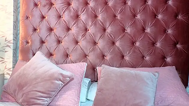 Snapshot of cherry_canndy_ chatting on September 2025 12:38:01 PM cherry canndy online show from September 2025 12:38:01 PM