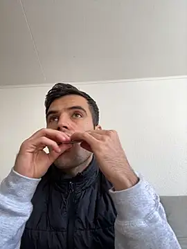 dino2603 online show from November 2025 12:17:01 PM