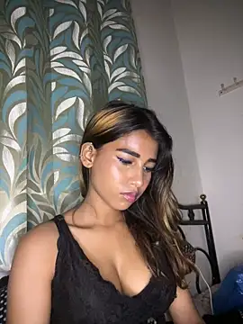 STRIP GLOW online show from February 2026 07:34:01 PM