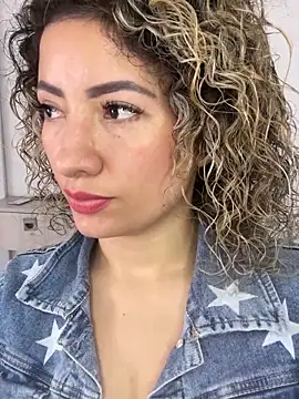 Nicolblossom1 online show from November 2025 03:40:01 PM