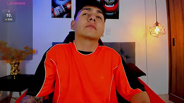 Nicolas James Sc online show from October 2025 12:47:01 PM