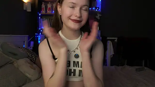 LynHillaire online show from February 2026 11:16:01 AM