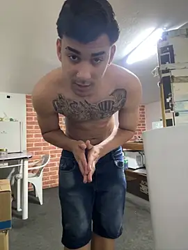 Snapshot of condenovin chatting on October 2025 01:34:02 PM condenovin online show from October 2025 01:34:02 PM