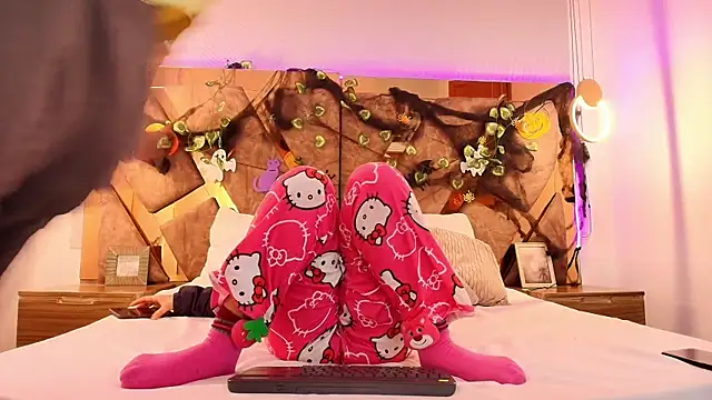 genessis  david online show from October 2025 04:01:02 AM