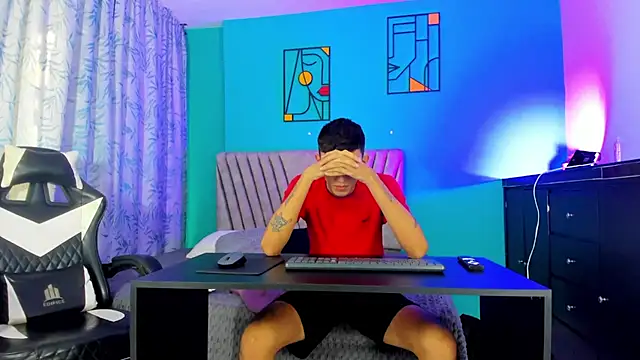 Maikol Ortiz online show from April 2026 12:19:02 PM