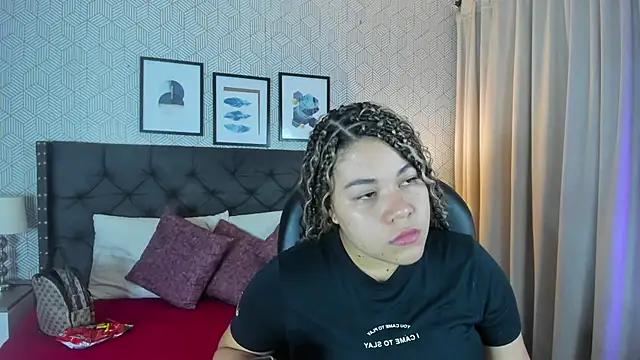 sophie  blare online show from July 2026 07:05:01 PM