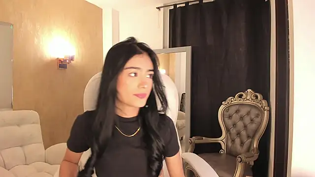 zoerouse  online show from November 2025 08:16:01 PM