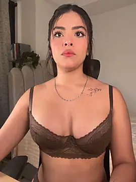 Sara-Evans online show from November 2025 12:20:01 AM