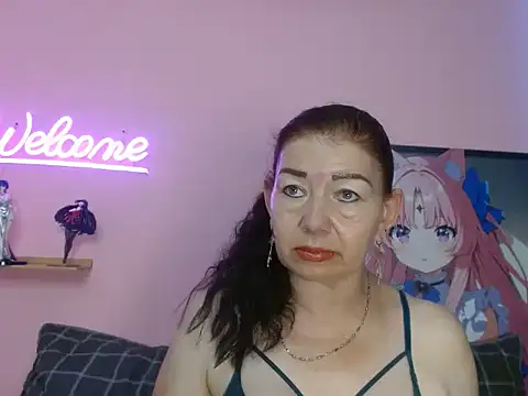 estefania 34 online show from October 2025 07:36:02 PM