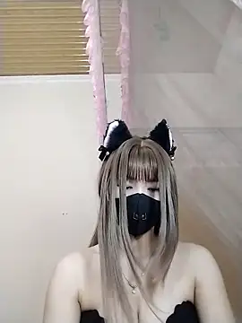 Helen69x online show from November 2025 04:19:01 PM