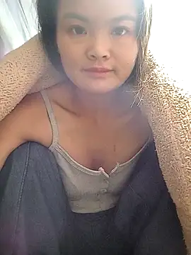 xinhxinhcute online show from October 2025 11:49:01 PM