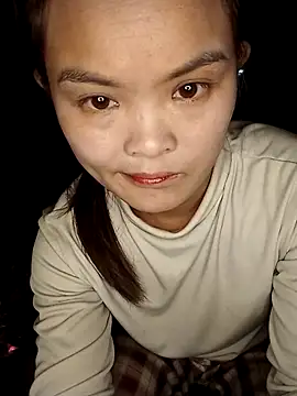 xinhxinhcute online show from December 2025 02:17:02 AM