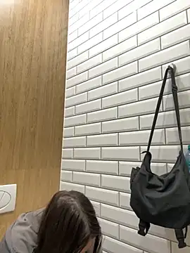 MiniVi online show from November 2025 03:31:01 AM