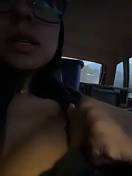 GiorgiaLuxee online show from November 2025 10:37:01 AM