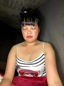 Snapshot of delwyn- chatting on October 2025 05:02:02 PM delwyn- online show from October 2025 05:02:02 PM