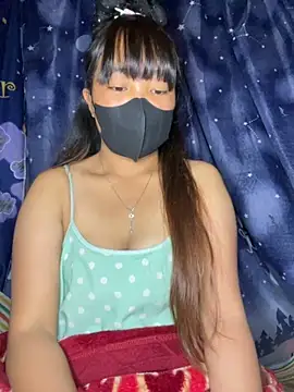 Snapshot of delwyn- chatting on November 2025 03:25:02 PM delwyn- online show from November 2025 03:25:02 PM