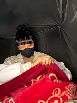 Snapshot of delwyn- chatting on November 2025 03:07:02 PM delwyn- online show from November 2025 03:07:02 PM