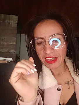 Snapshot of ERIKA__29 chatting on September 2025 11:58:01 AM ERIKA 29 online show from September 2025 11:58:01 AM