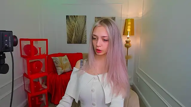 EmilyGraydis online show from February 2026 07:17:02 PM