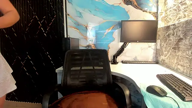 Zairaa Fox online show from December 2025 07:31:01 PM