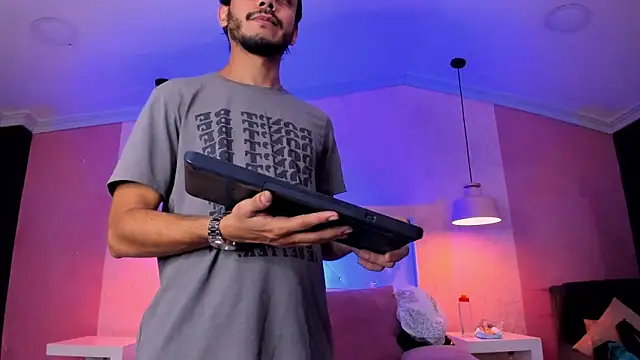 Boss Domiinator online show from February 2026 11:55:01 AM