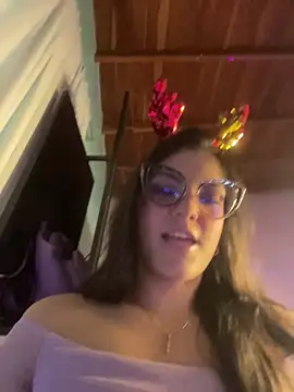 alilith online show from December 2025 06:58:02 PM