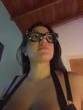 alilith online show from May 2026 06:05:02 PM
