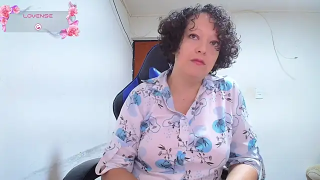 Miss Oriana online show from October 2025 11:20:01 PM