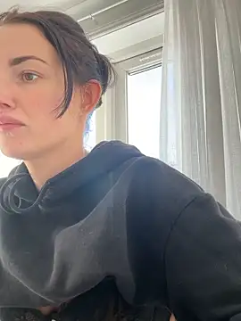 Remirosee online show from November 2025 10:16:02 AM