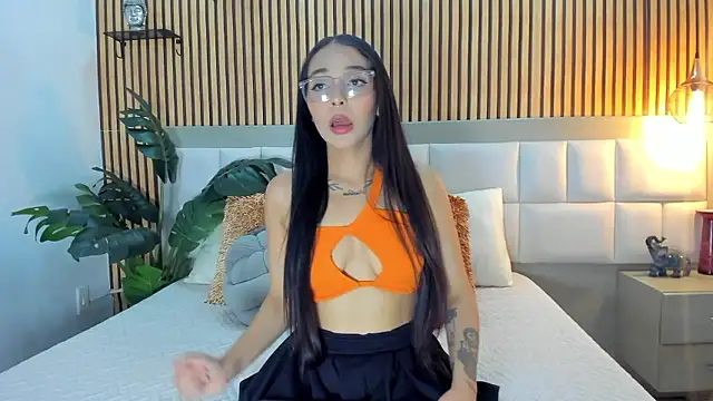 Roseaurora online show from January 2026 01:17:02 PM