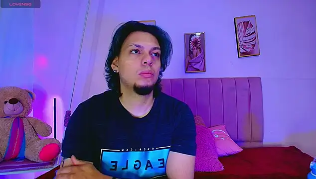 Laia and Damian online show from October 2025 12:01:02 PM