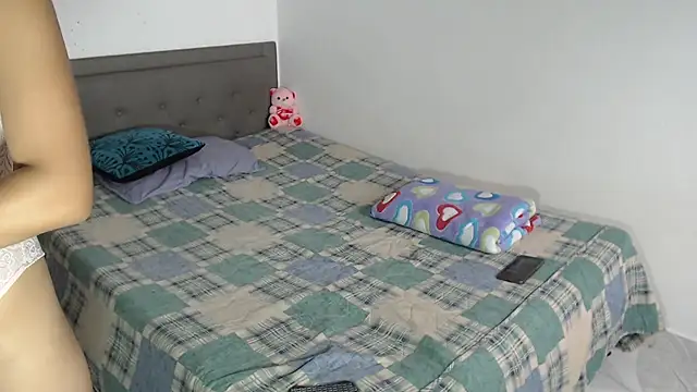 Celestte Dior online show from November 2025 03:00:01 PM