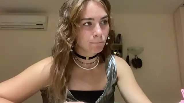 Snapshot of BunnyTiedeman chatting on September 2025 04:18:01 PM BunnyTiedeman online show from September 2025 04:18:01 PM