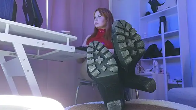 CruelSiren online show from December 2025 07:04:02 AM