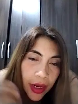 Camila latina 0 online show from November 2025 04:22:01 AM