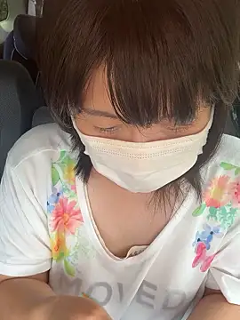 Snapshot of hanachan_001 chatting on October 2025 06:09:01 AM hanachan 001 online show from October 2025 06:09:01 AM