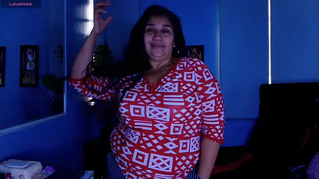 milf latinn online show from October 2025 12:35:01 PM