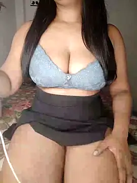 Riya Malik online show from November 2025 12:31:01 AM