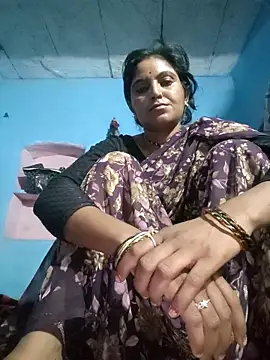 Snapshot of LUCKY_cut chatting on September 2025 11:38:02 PM LUCKY cut online show from September 2025 11:38:02 PM