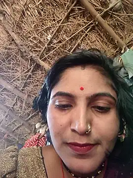 Snapshot of LUCKY_cut chatting on September 2025 04:27:01 AM LUCKY cut online show from September 2025 04:27:01 AM