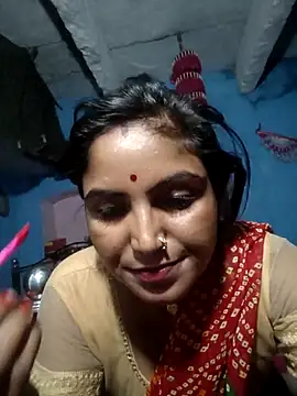 Snapshot of LUCKY_cut chatting on October 2025 04:57:02 PM LUCKY cut online show from October 2025 04:57:02 PM