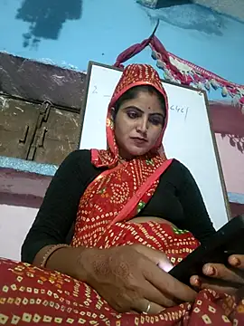 Snapshot of LUCKY_cut chatting on October 2025 02:51:01 PM LUCKY cut online show from October 2025 02:51:01 PM