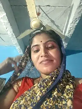 Snapshot of LUCKY_cut chatting on October 2025 08:00:02 PM LUCKY cut online show from October 2025 08:00:02 PM