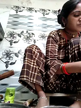 LUCKY cut online show from April 2026 03:37:02 AM