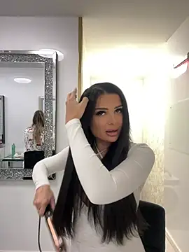 KylieKroftt online show from February 2026 07:23:02 PM